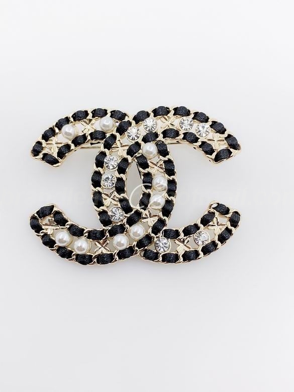 Chanel Brooch 534